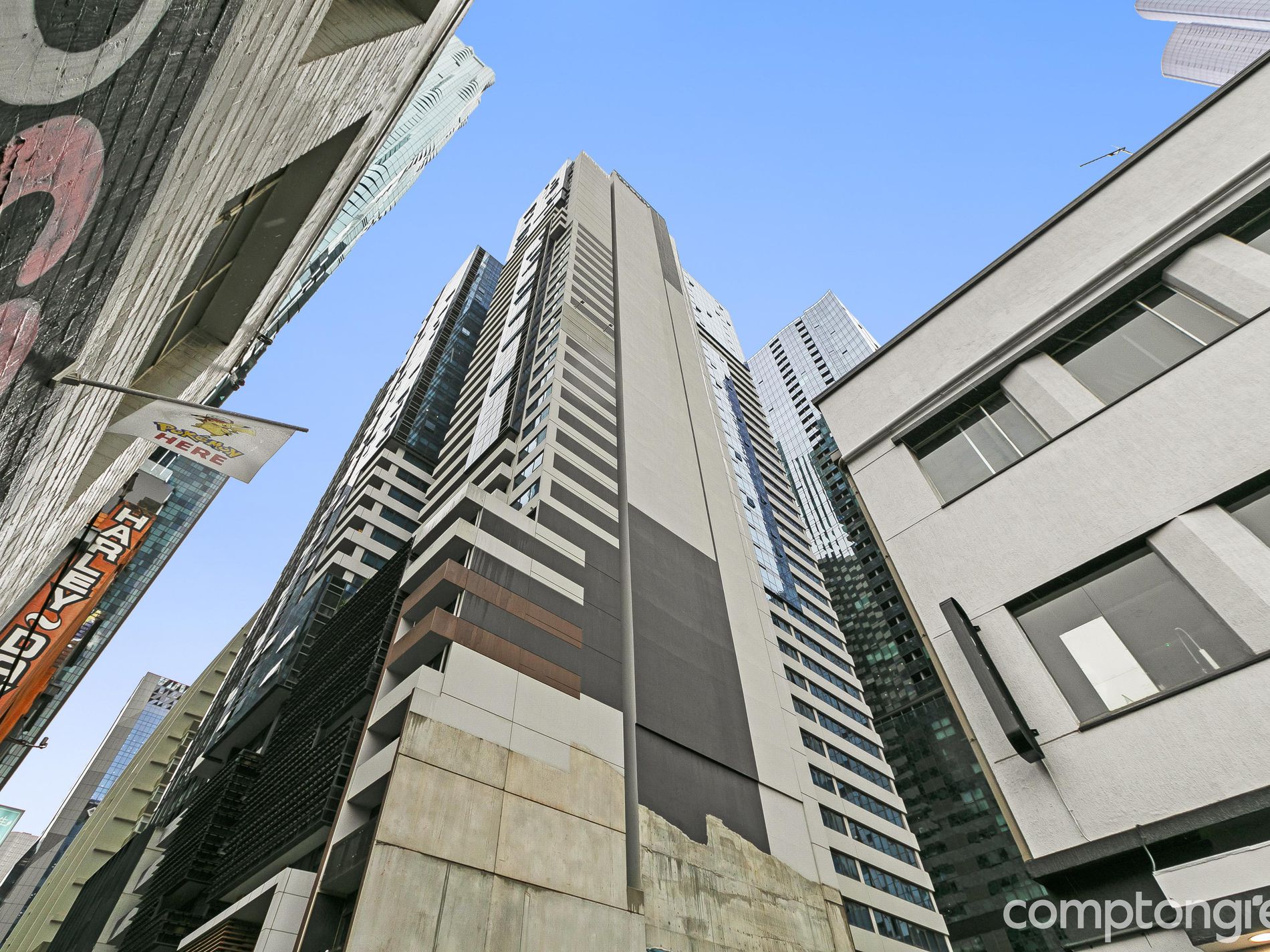 2501 / 8 Sutherland Street, Melbourne