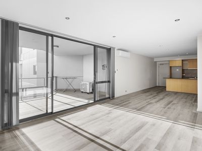 15 / 18 Tanunda Drive, Rivervale