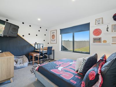 39 Lachlan Court, Brighton