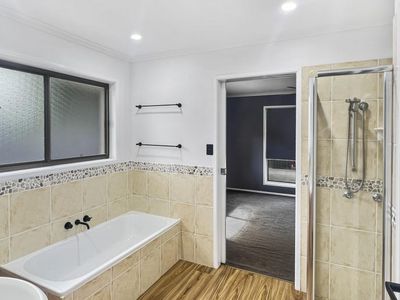 29 Karawatha Drive, Mountain Creek