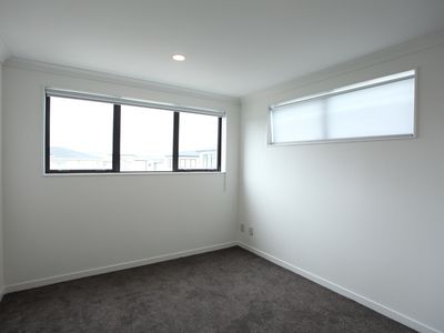 8 Blackbird Lane, Hobsonville