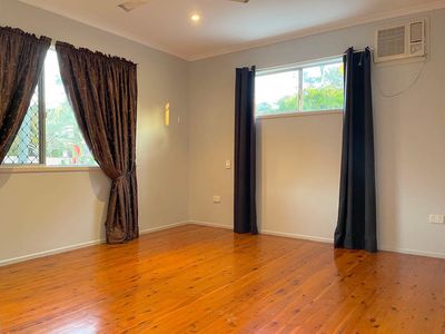1 Emerson Court, South Gladstone