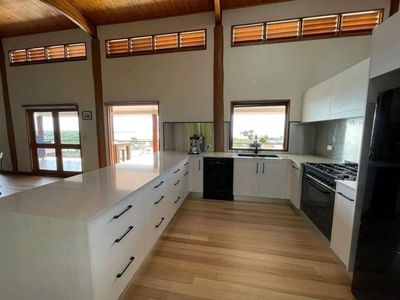 45 Gilbert Crescent, Castle Hill