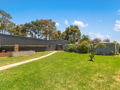 45 Highfield Drive, Longford