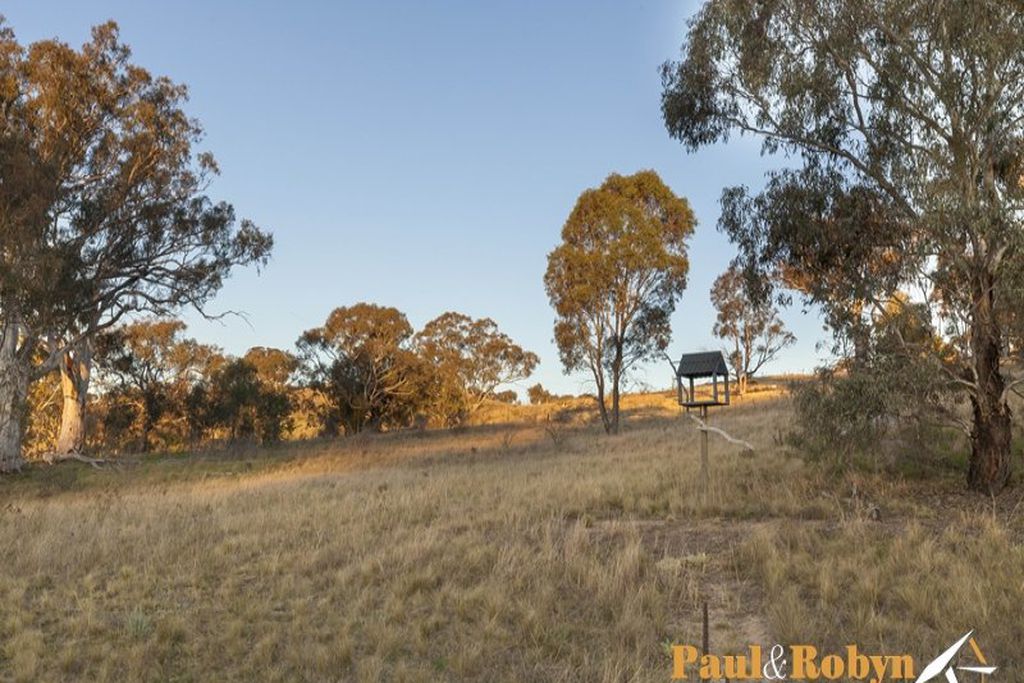 27 Nicholii Loop, Jerrabomberra