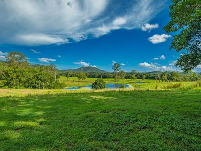 40 McGinn Road, Gheerulla