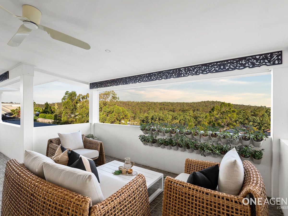 14 Seanna Place, Brookwater