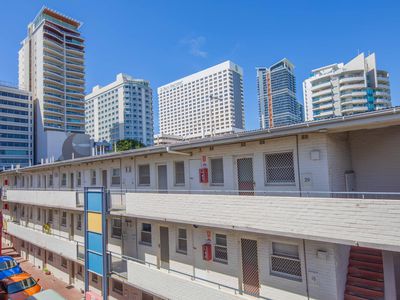 30 / 124 Terrace Road, Perth