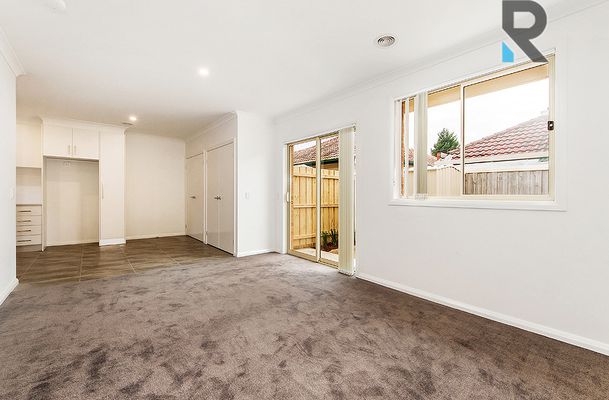 2 / 6 Blackwood Street, Lalor