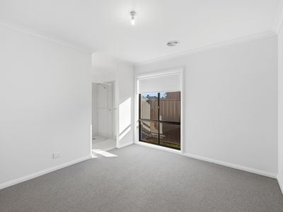 24 Sandalwood Street, Wangaratta