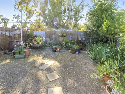 5 / 3B Spring Gully Road, Quarry Hill