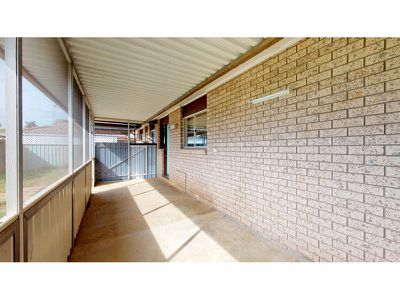 111 Baird Drive, Dubbo