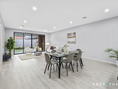 3 Pienza Road, Fraser Rise