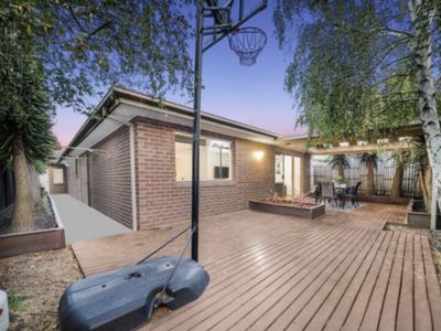 7 Donaldson Place, Point Cook
