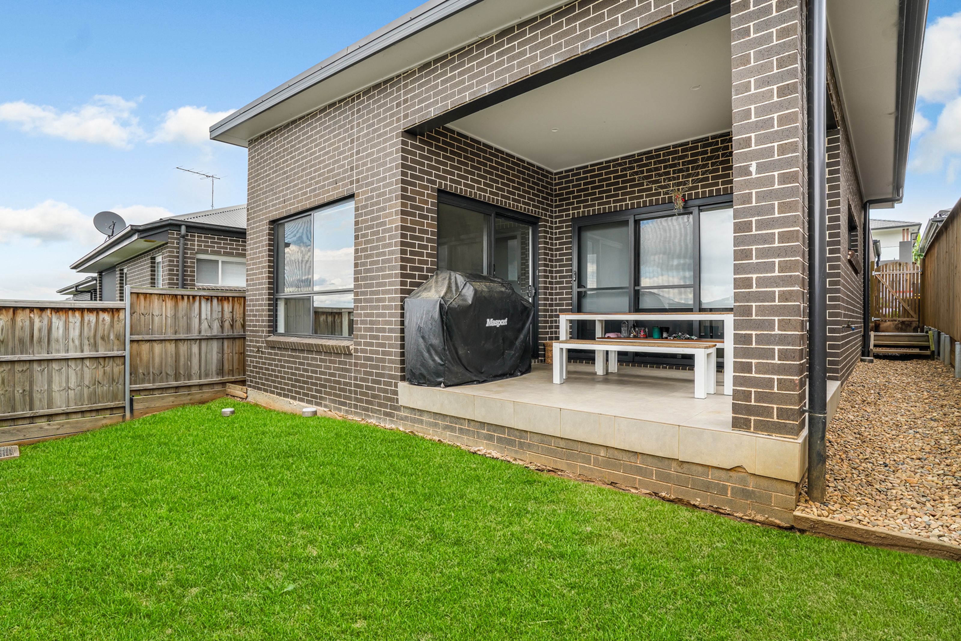 38 Bundle Street, CADDENS