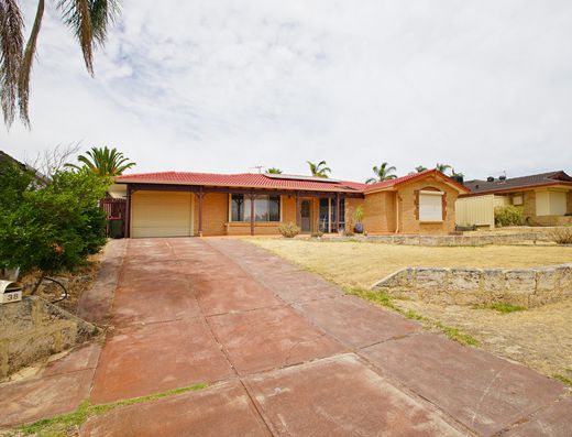 Spacious Family Home with Theatre & Study – Ducted Air Conditioning | Available Now