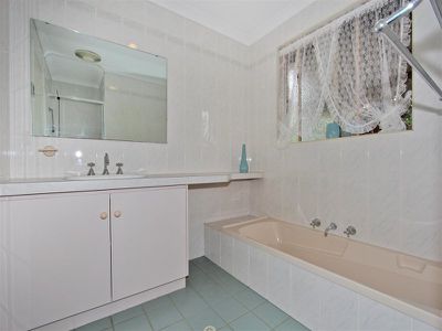 5 Burkett Drive, Kalgoorlie