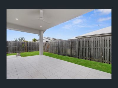 6 Velasco Street, Burdell