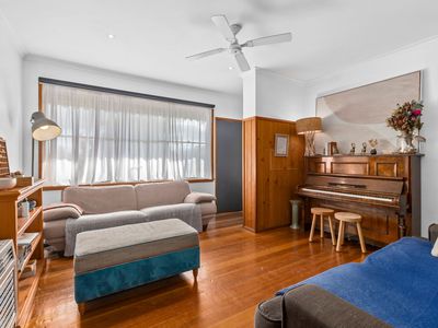 33 Mercury Crescent, Newcomb