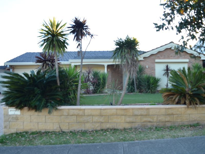 182 Farnham Road, Quakers Hill