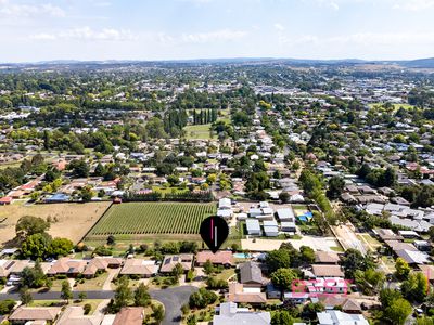 11 Namatjira Crescent, Orange