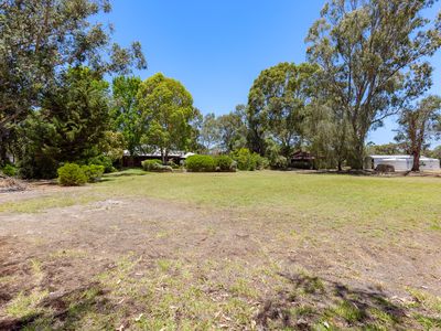 8 Boronia Road, Banjup