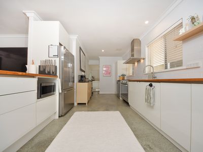 88 Wyeree Rd, Mandurah