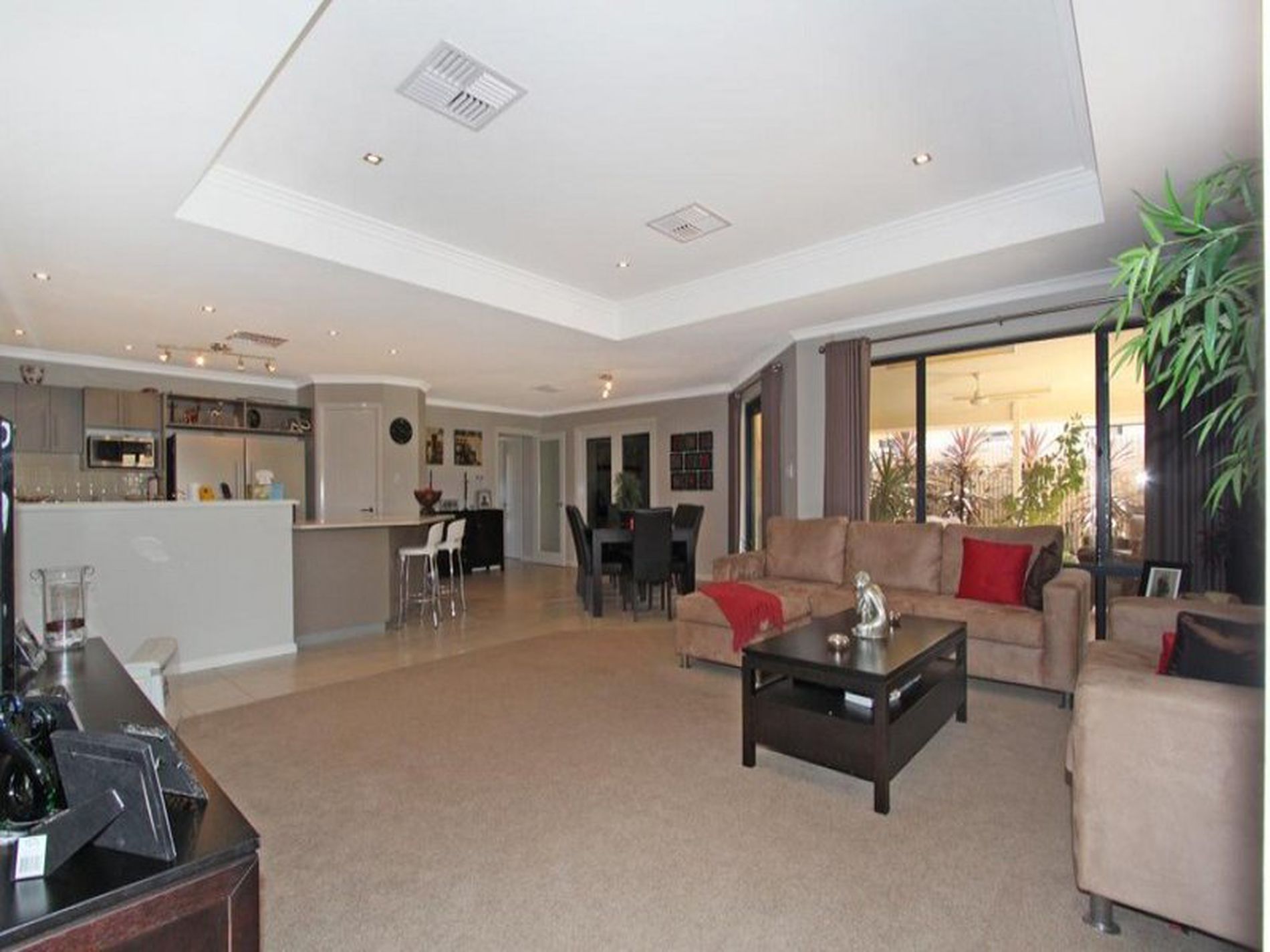 16 Vitali Crescent, Somerville