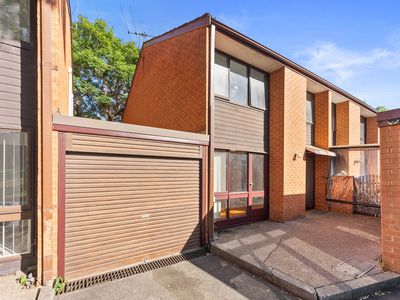 12 / 8A Chiswick Road, Greenacre