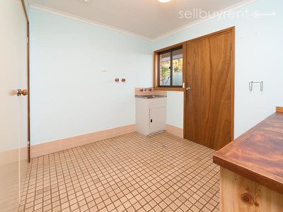 37 CRAIG DRIVE, Bellbridge