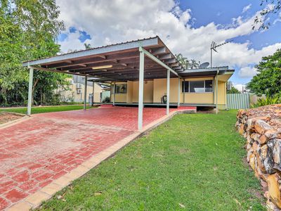 10 Menzies Court, Gray