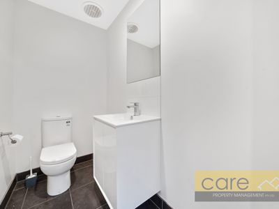 16a Ross Pincott Drive, Mooroolbark