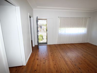 92 Fisher Street, Oak Flats