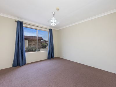 8 / 7 Sepia Court, Rockingham