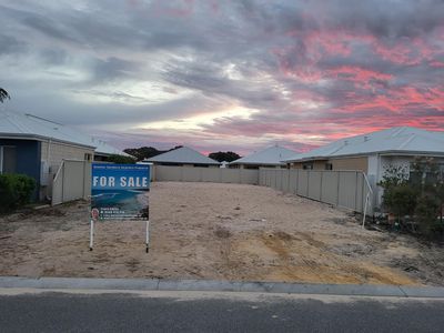 8 Waveski Street, Yanchep