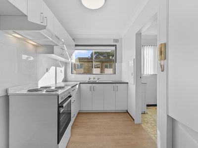 27 / 26 Remembrance Avenue, Warwick Farm