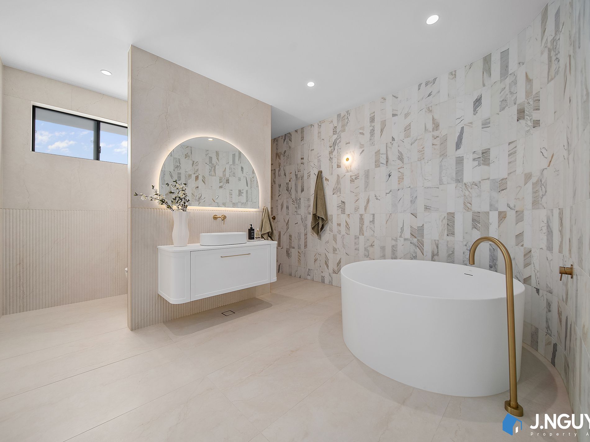 10 Benelong Avenue, Smithfield