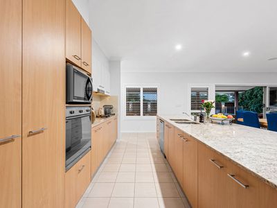 2 Torrens Crescent, Wakerley