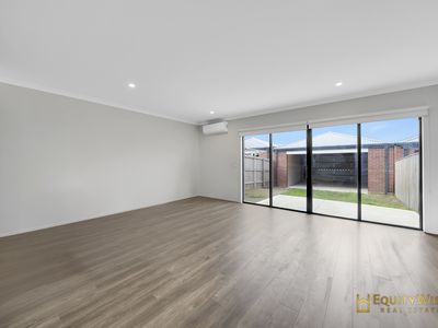 17 Aviana Walk, Wyndham Vale