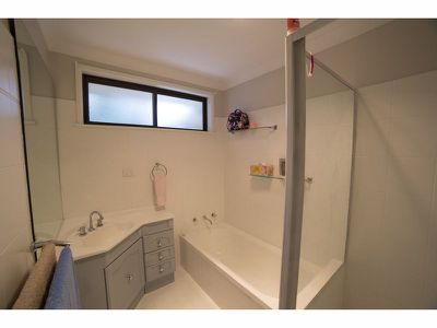 2 Meurer Court, Dubbo