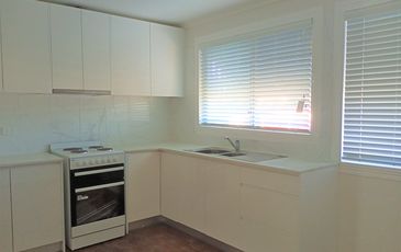 25 Teragalin Drive, Chain Valley Bay