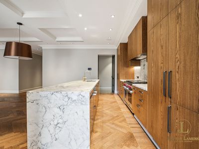 1 / 147 Darling Point Road, Darling Point