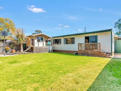 16 Heath Street, Kingswood