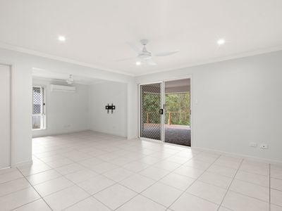 11 Moondani Drive, Gilston