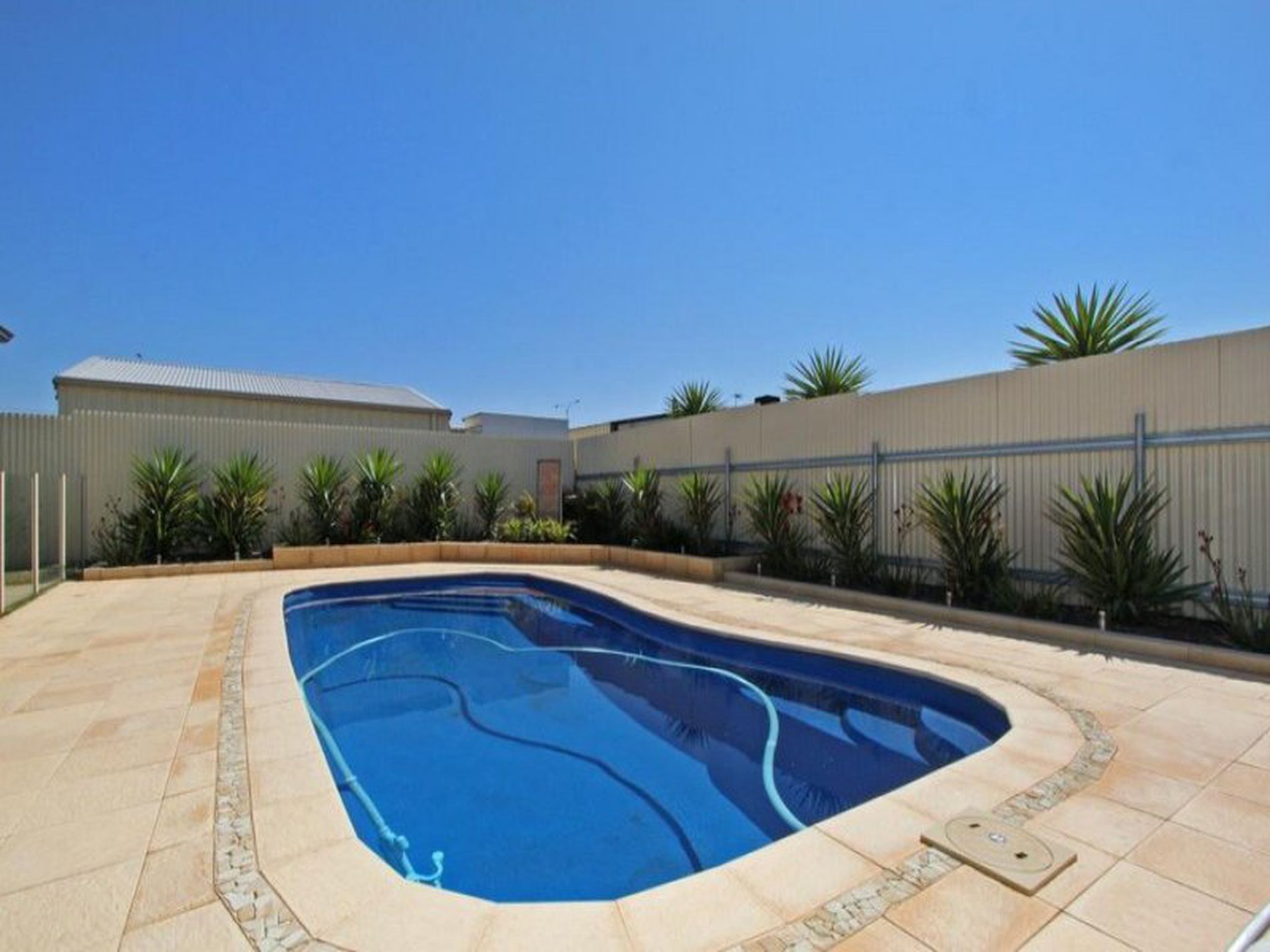 16 Vitali Crescent, Somerville