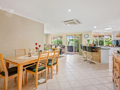 10 Somerville Drive, College Grove
