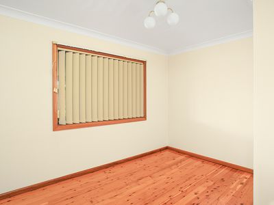 1 / 5 Shelllharbour Road, Lake Illawarra