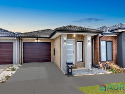 48 huntingfield st, Thornhill Park