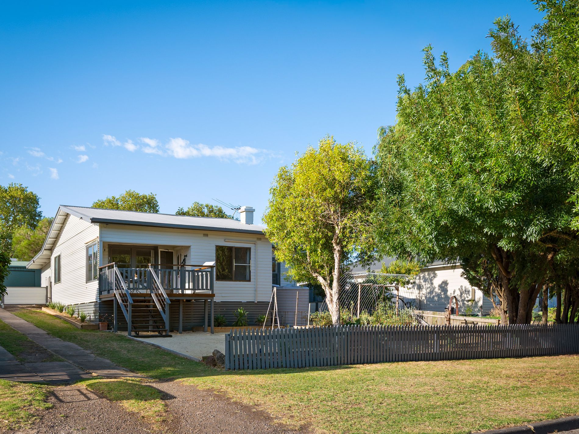 15 Riddoch Avenue, Mount Burr