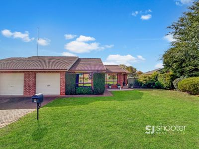 2B Gasnier Place, Dubbo